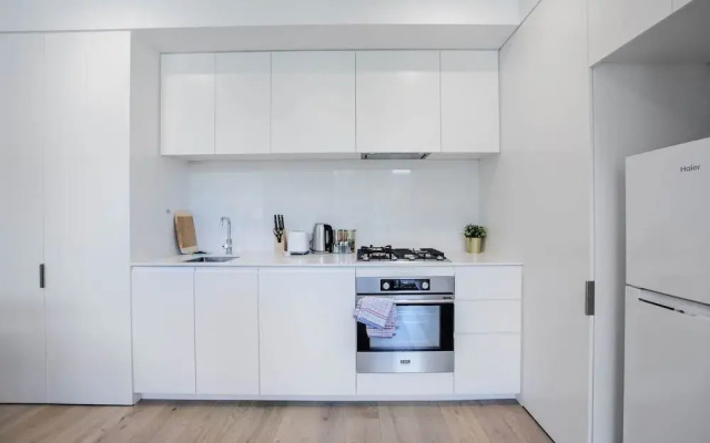 Stunning Bright Apartment At Hawthron/Glenferrie Station