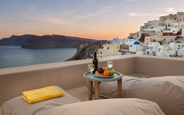 Armeni Luxury Villas Oia Santorini