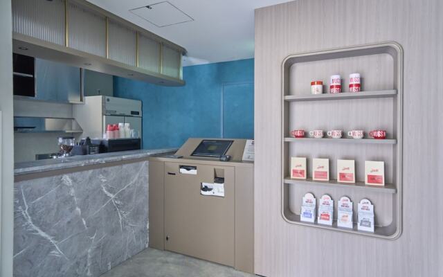 fav TOKYO NISHINIPPORI