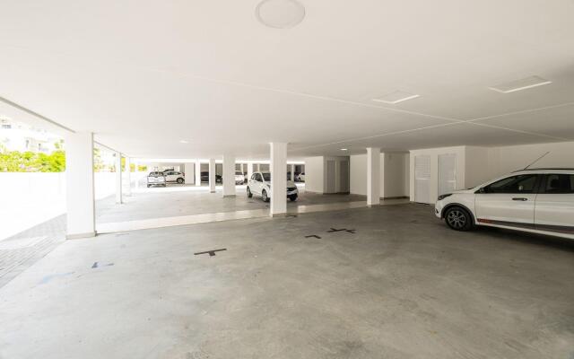 Apto c/piscina a 750m da Praia CCI105