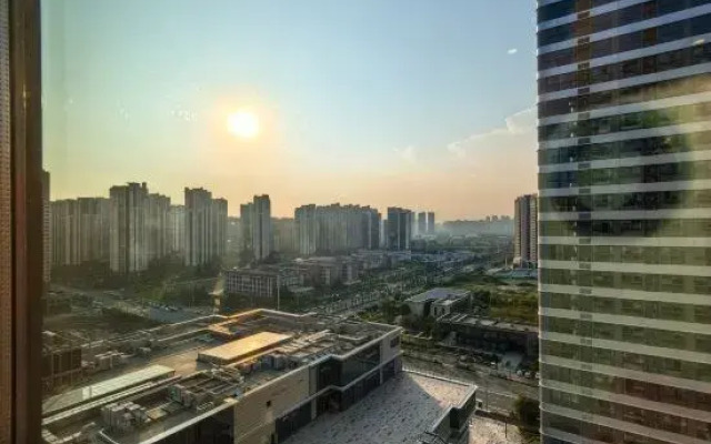 Moyu Apartment (Shantou East Coast Branch)