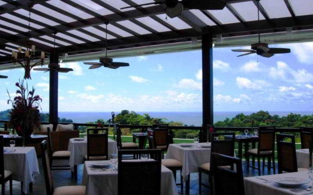 Gaia Hotel And Reserve 