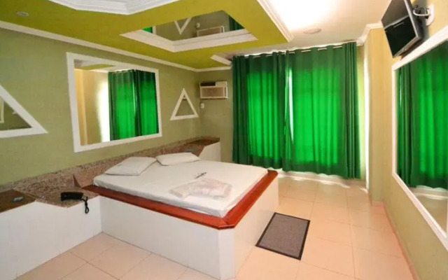 Caravellas Hotel (Adult Only)