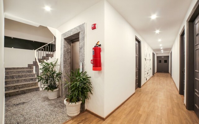 Oyo Townhouse 178 Sector 52