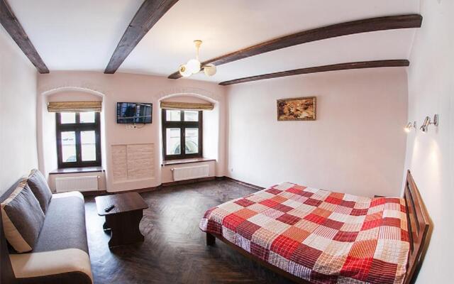 Apartamenti po vul. Vіrmens'ka 12/5