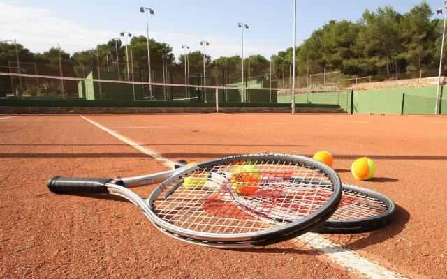 Blau Privilege Porto Petro Beach Resort & Spa