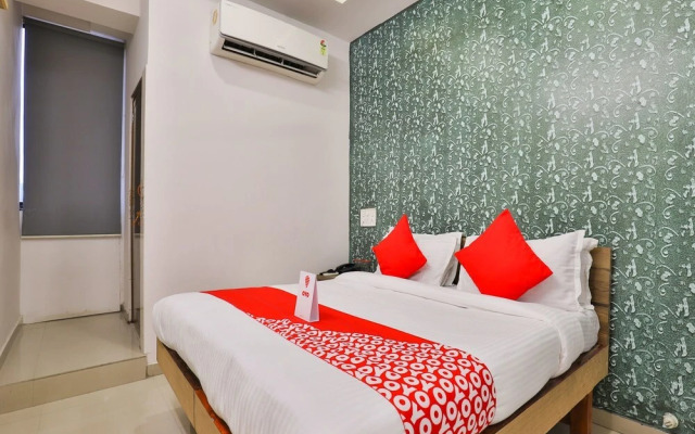 Shreenath by OYO Rooms