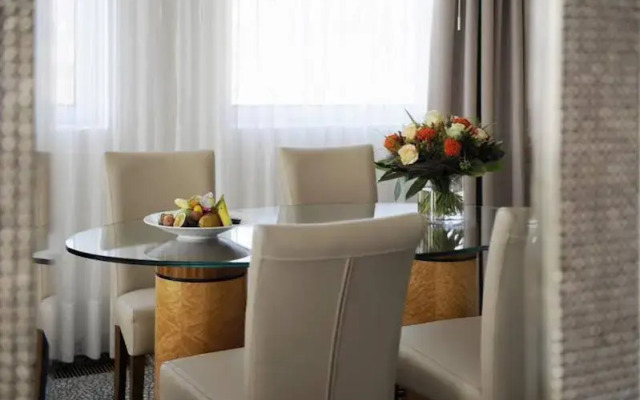 Best Western Plus Hotel Beaulac