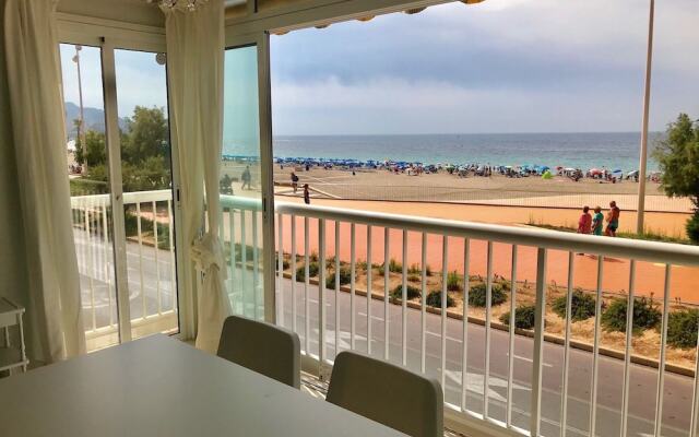 Poniente Beach Promenade Apartment