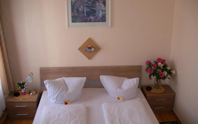 Hotel garni Djaran