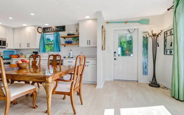 250 1st St-a