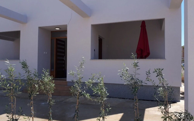 Mari - Close to the sea & Parking - A2
