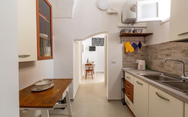 3482 Vico dei Mille by Barbarhouse