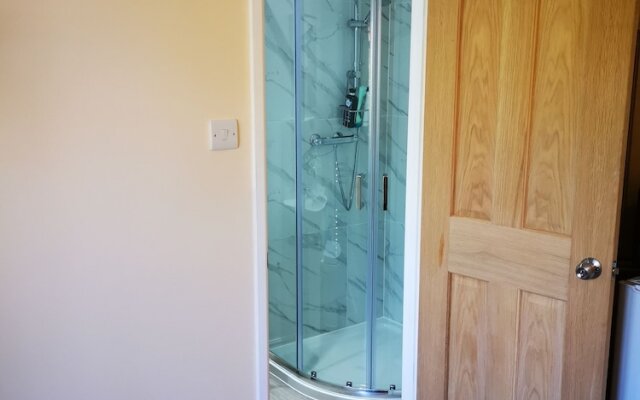 Impeccable 1-bed Lodge in Eastleigh