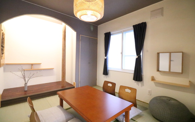 Sky Court 717