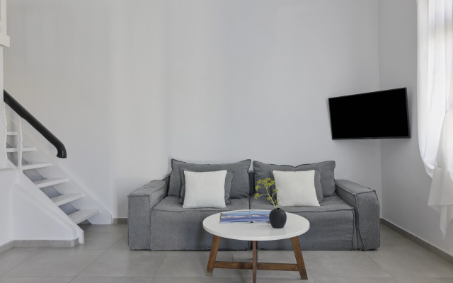 Pietra e Mare - Mykonos Moments