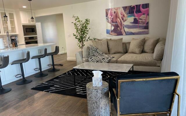 Jacuzzi and Park Bliss by HomeSlice stays