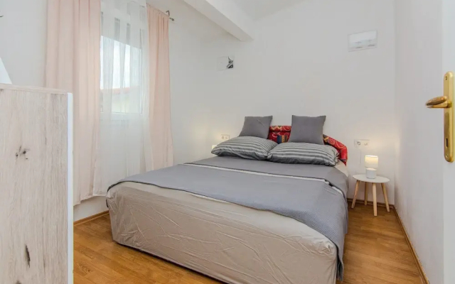 Apartment Pisacic