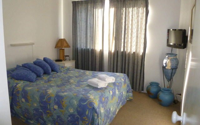 Lindomare Apartments