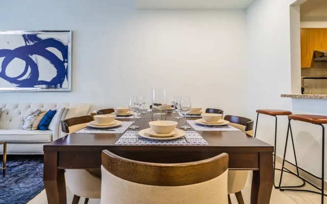 Monty - Incredible Burj Khalifa View From this Vibrant Apt - Apartment in ดูไบ - Photo 4