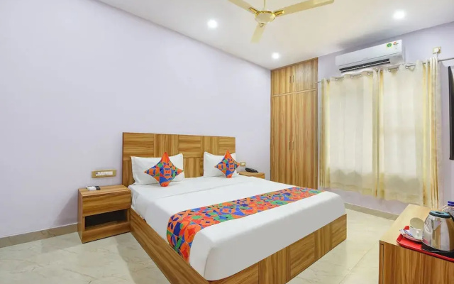 FabHotel AR Prime- Nr. Emaar Palm Heights Gurgaon