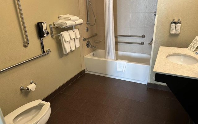 Staybridge Suites Minot by IHG