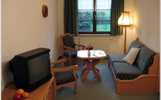 Gasthof-Pension Rotes Haus