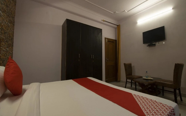 Oyo 26449 Rajdhani Residency