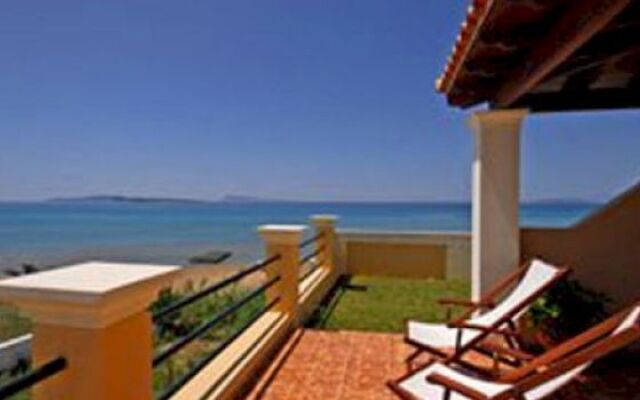Paralia Luxury Suites
