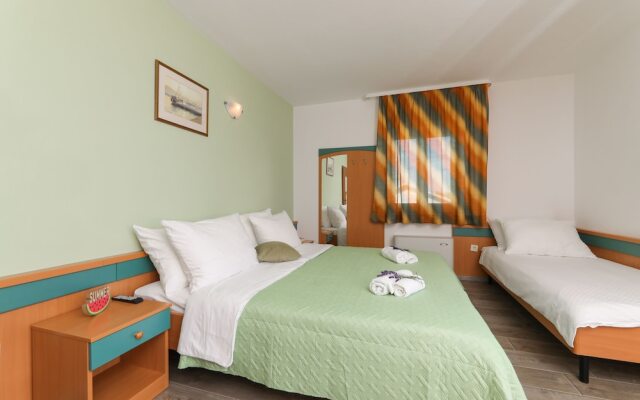 Downtown Private Rooms