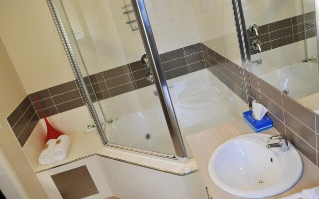 National Hotel Complex