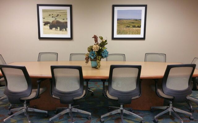 Candlewood Suites Fargo-N. Dakota State University by IHG