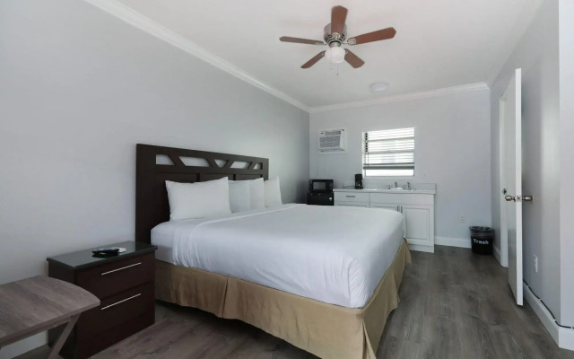 OceanSide Boutique Hotel - Hollywood