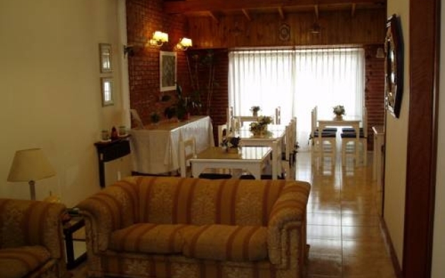 Hotel Las Acacias