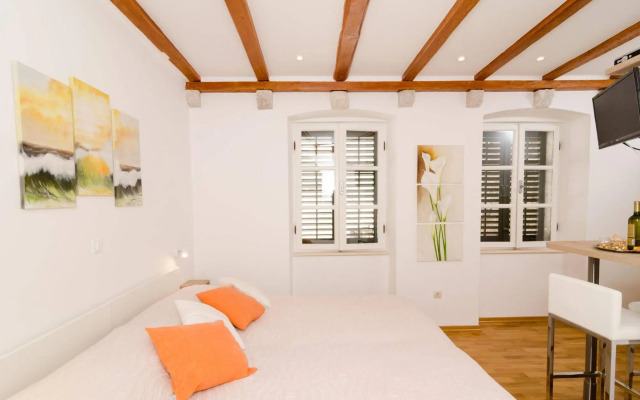 Apartments Raic