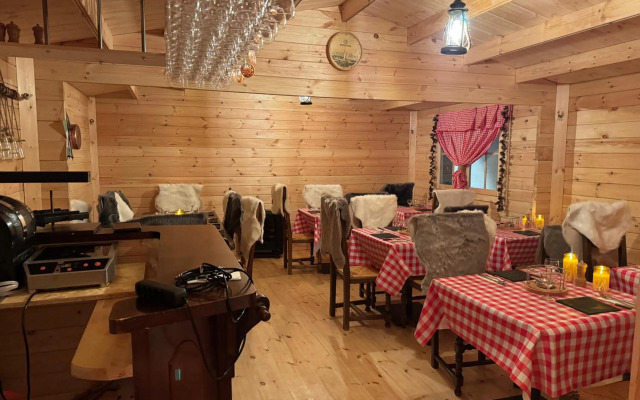 Nash Pratik Hotel
