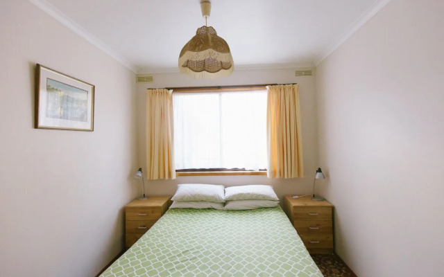 Wonboyn Cabins & Caravan Park