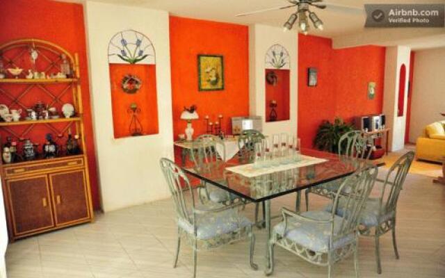 Bed & Breakfast La Casa Naranja