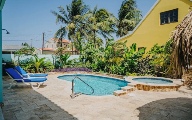 Impressive 1-bedroom Apartment 3 km From Eagle Beach