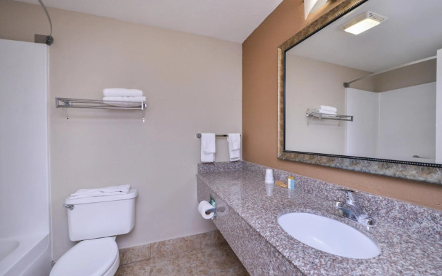 Americas Best Value Inn & Suites Bastrop