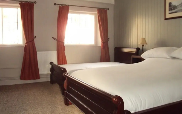 George Inn, Mere