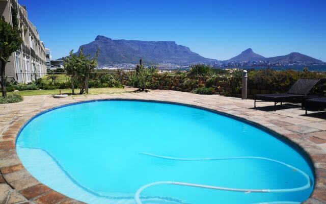 Family Cape Town Beachfront Apartment