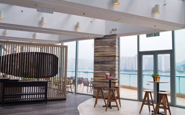 Grand Bay View Hotel