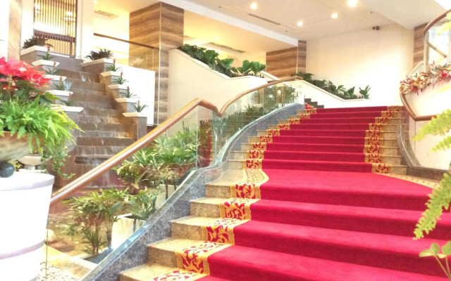 Century Park Hotel