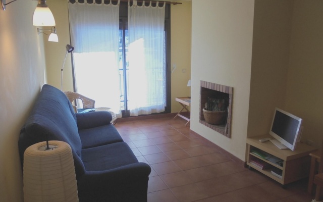 Apartment With 2 Bedrooms In Arinsal With Wonderful Mountain View — фото 2