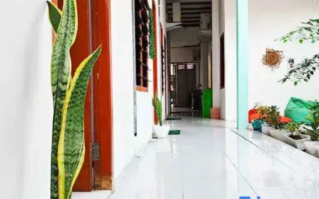 Homey Guesthouse Kertajaya (Syariah)