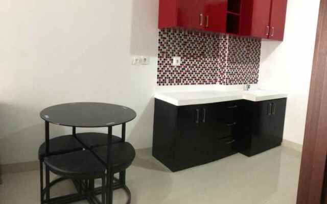 Apartment Light Signature Cawang by Eti