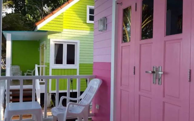 Teeny Beach Bungalow