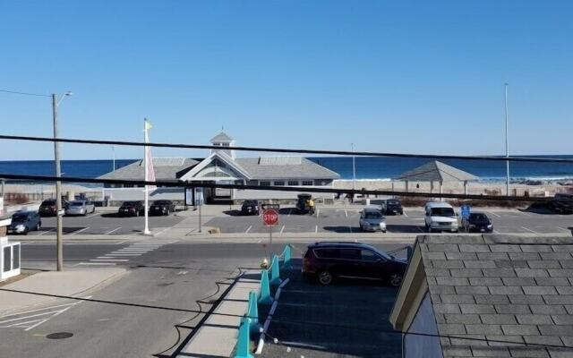 Nautical Beach Resort