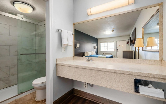 Grove City Travel Inn Columbus South